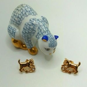 Vintage Avon Cat Earrings